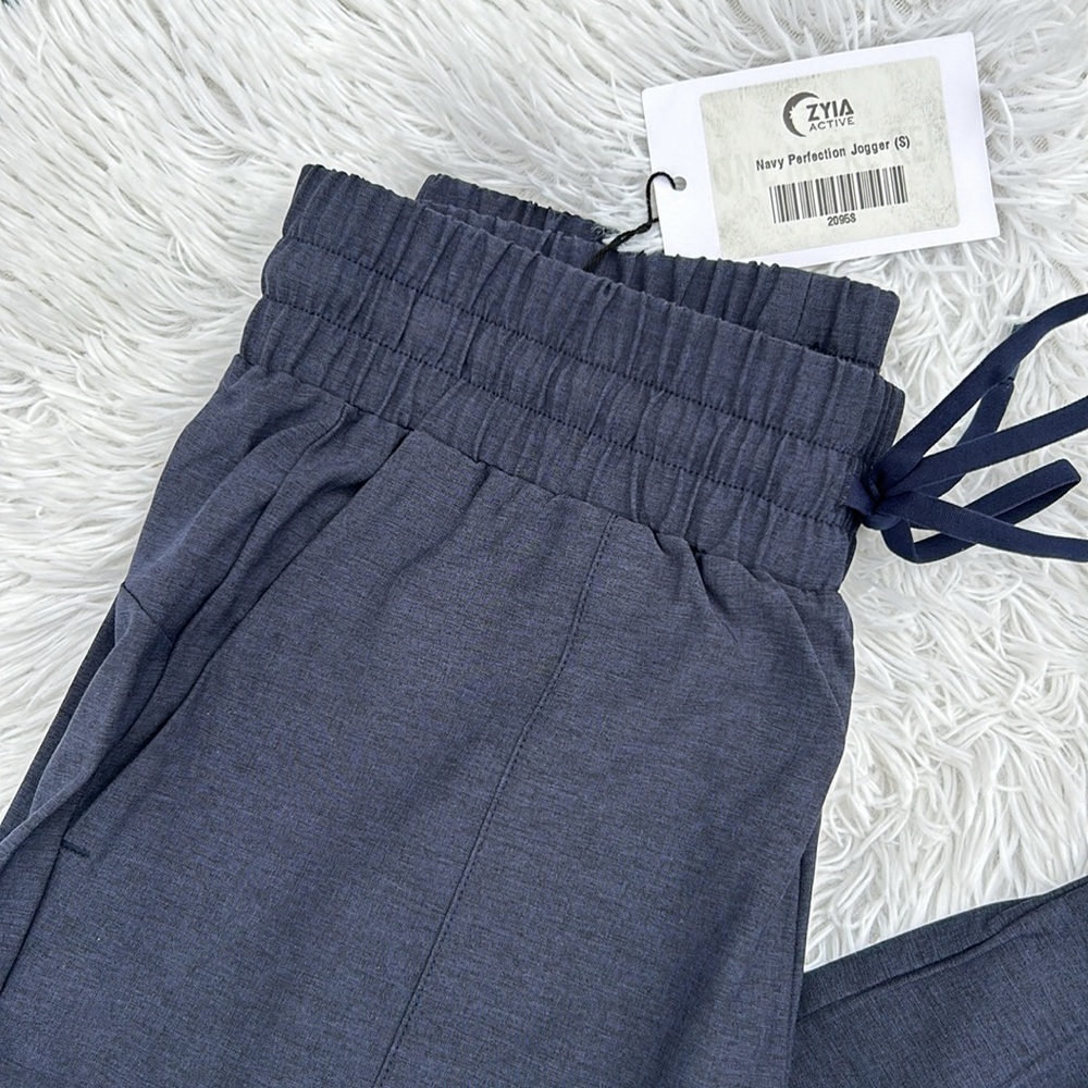 ZYIA Activewear Navy Blue Perfection Jogger Size Small NEW - Picture 6 of 16